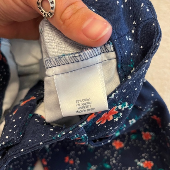 St Johns Bay Floral Print Capri - Picture 3 of 7